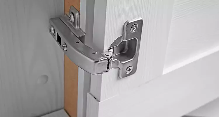 Shower Door Hinge Replacement in Union City, CA