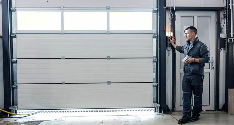 Modern Overhead Door Repair in Union City, CA