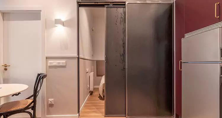 We Fix Closet Sliding Door in Union City, CA 