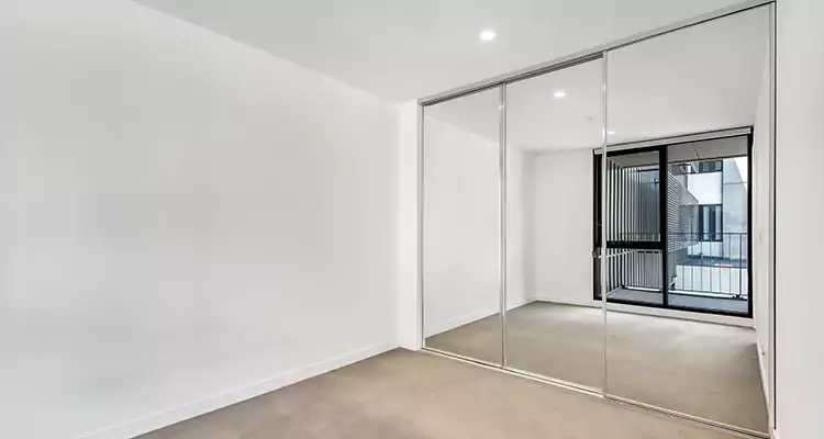 Why Homeowners Choose Us for Sliding Mirror Door Replacement in Union City, CA