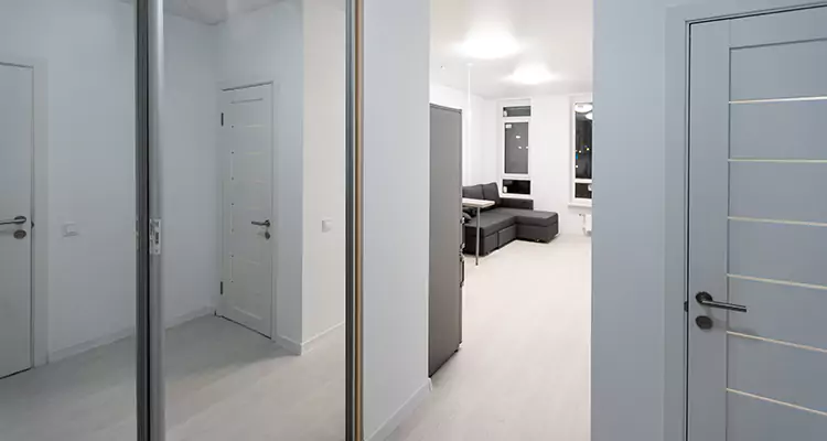 Modern Mirrored Closet Doors Repair in Union City, CA
