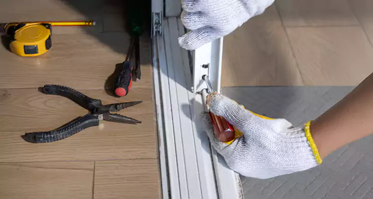 Closet Sliding Door Track Repair in Union City, CA