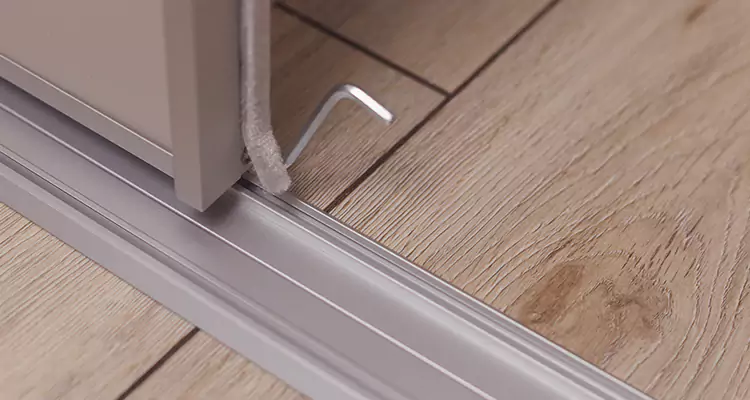 Squeaky Sliding Door Repair in Union City, CA